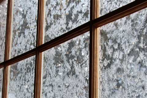 What temperature is too cold to clean windows?