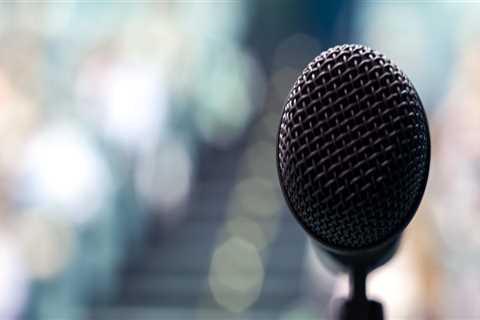 How to Choose the Perfect Public Speaker for Your Event in Danville, CA