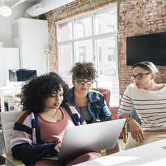 Learn with Claude: Anthropic launches new Specializations on Coursera to drive responsible AI..