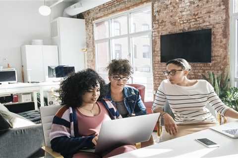 Learn with Claude: Anthropic launches new Specializations on Coursera to drive responsible AI..